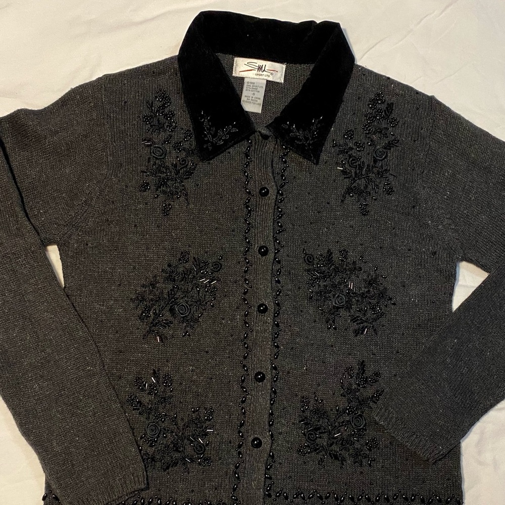 SML Vintage 1998 Women’s Floral Embroidered Beaded Cardigan Sweater Velveteen